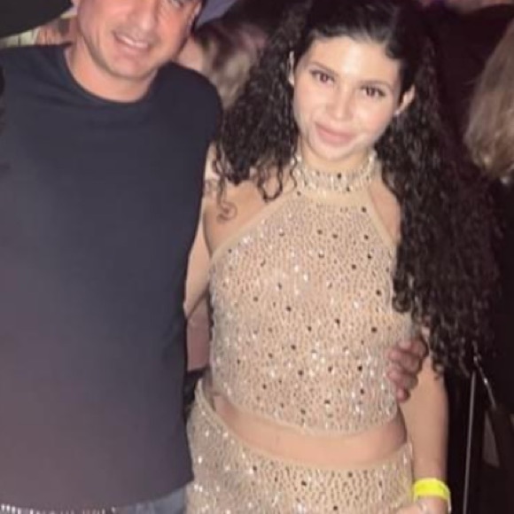 Two piece stone set - Picture 4 of 5